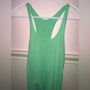 Green lulu tank